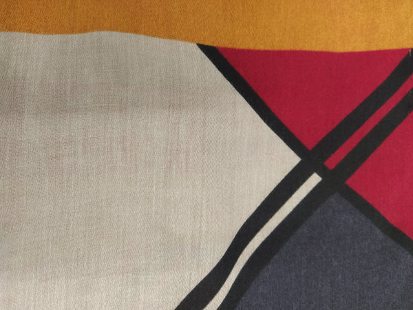 SC042 Geo scarf.
