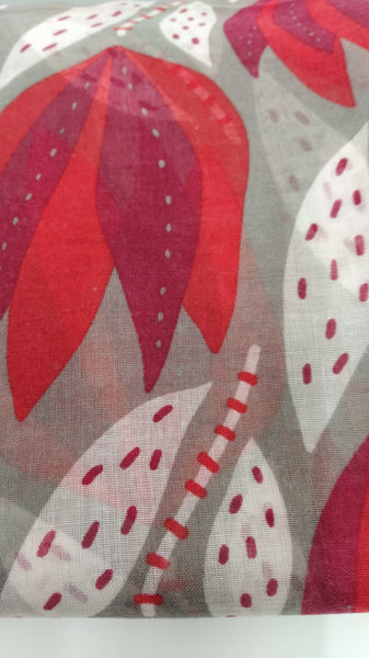 SC110 Red Flower scarf